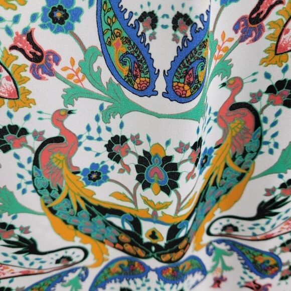 BELLE & SKY Colorful Peacock Print Top Size Large (2169) - Picture 5 of 6